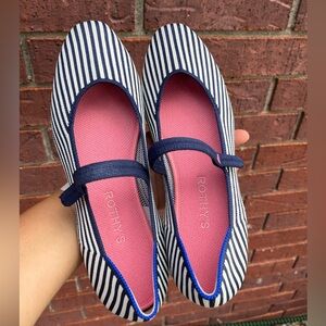 Rothy’s Blue white stripe flat shoe Women size 8.5 like new